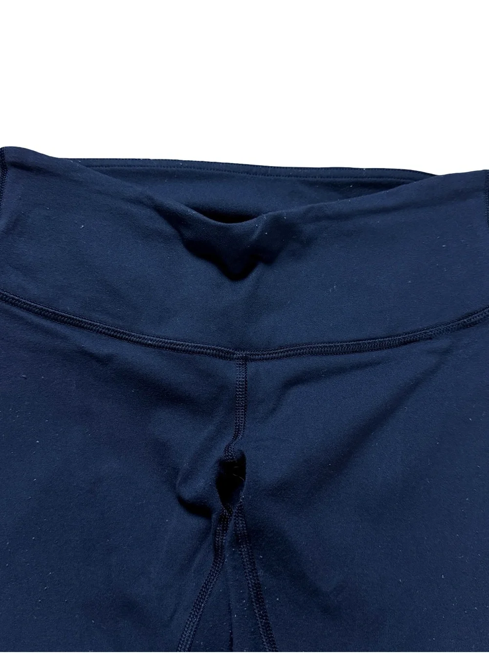 lululemon athletica piling shown
